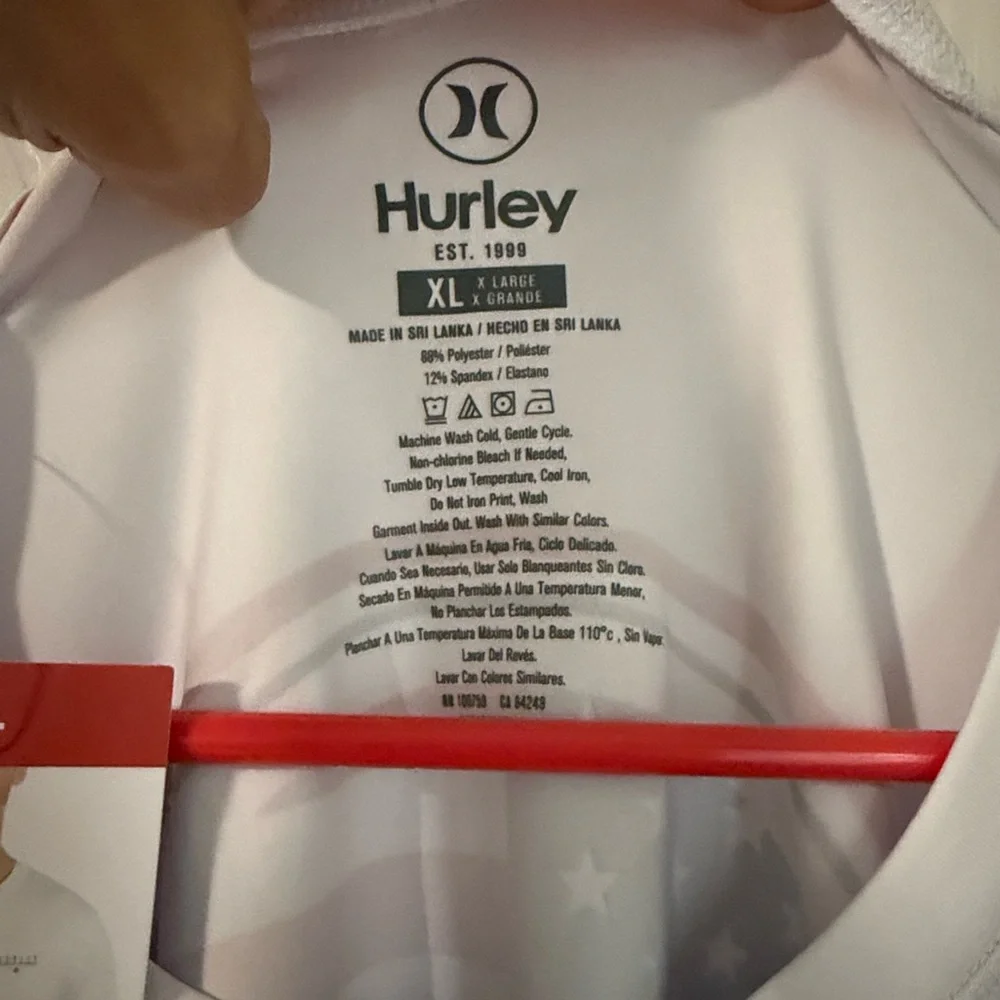 Hurley Men's Classic White Long Sleeve Tee - Picture 3 of 7